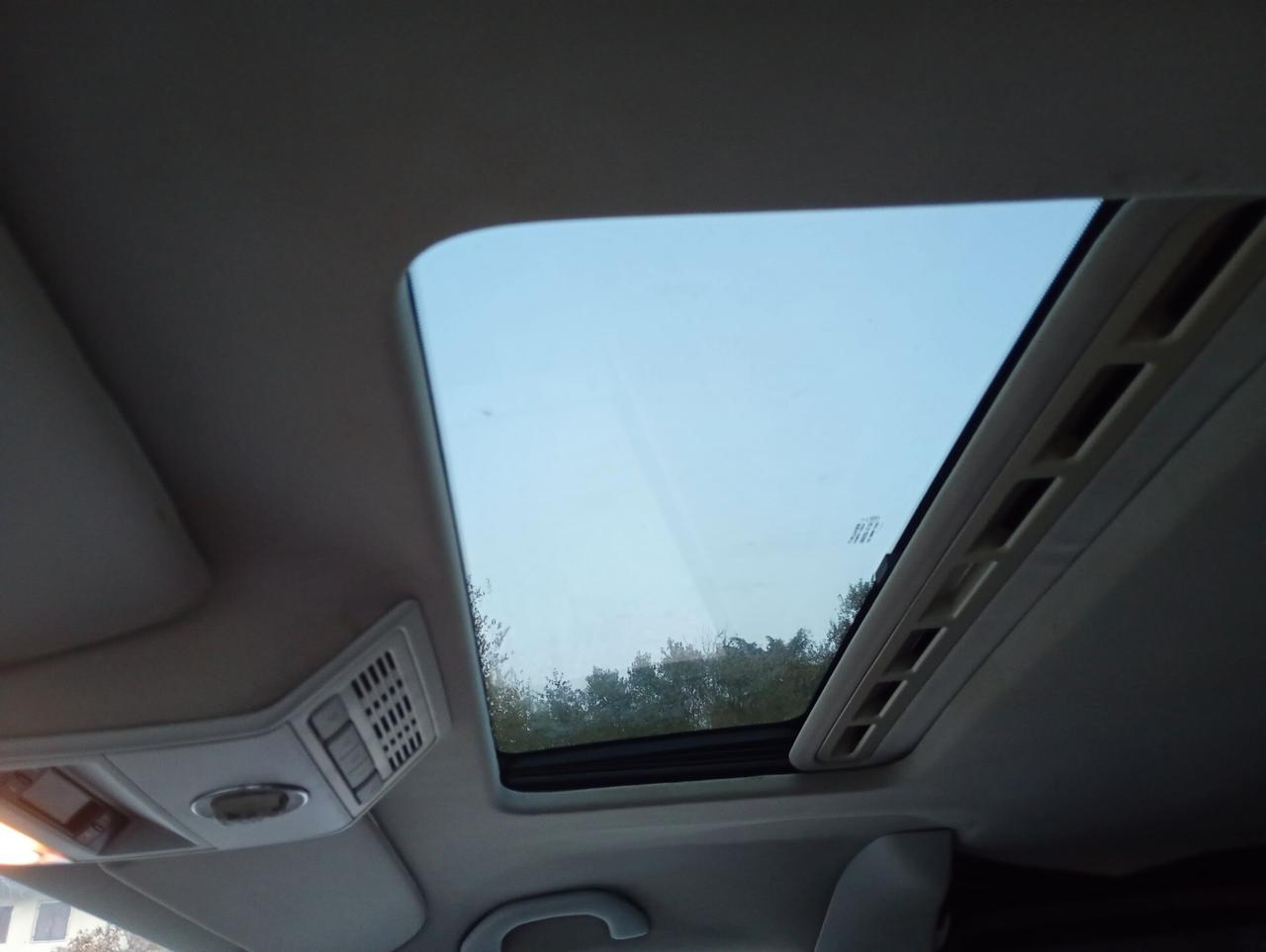 Volkswagen Multivan 2.5 TDI/130CV Comfortline