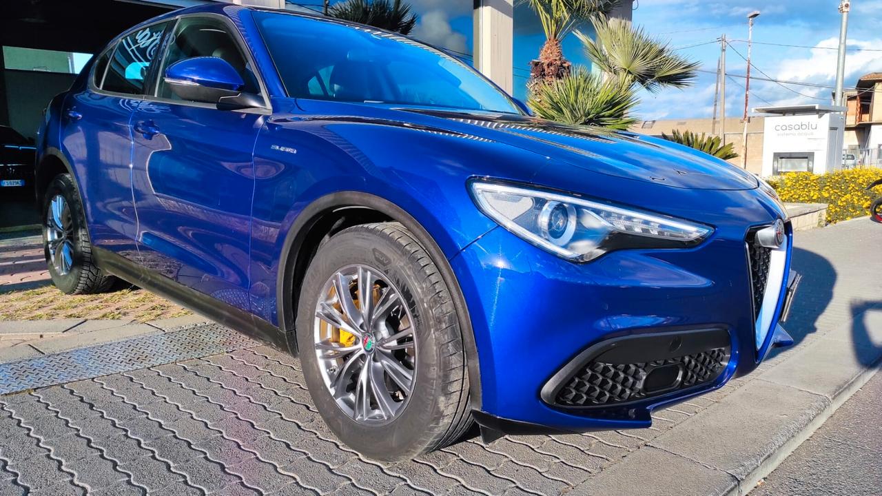 Alfa Romeo Stelvio 2.2 Turbodiesel 160 CV AT8 RWD Super