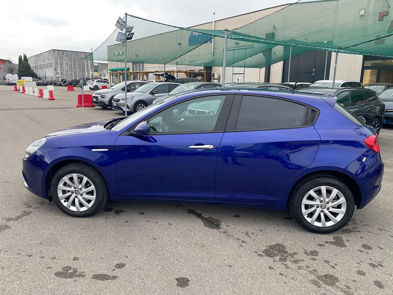 Alfa Romeo Giulietta 1.6 120 CV Automatica Navi NEOPATENTATI Garantita