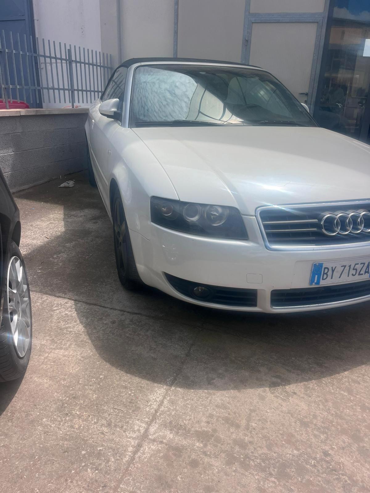 Audi A4 Cabriolet 3.0 V6 30V cat