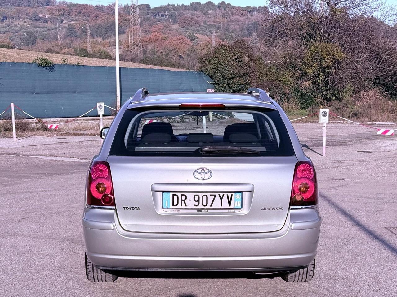 Toyota Avensis 1.8 16V Station Wagon