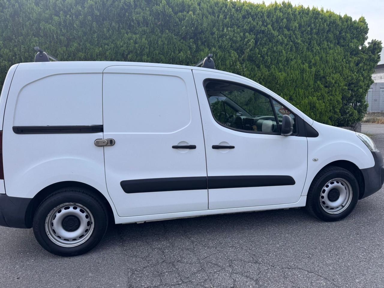 Citroen Berlingo 1.6 diesel, 3 p, anno 2016, autocarro