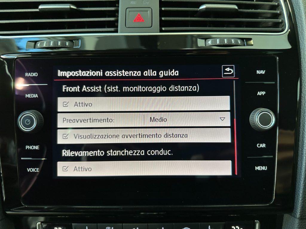 Volkswagen Golf GTI Performance 2.0 245 CV TSI DSG - 18"- Navi - ACC