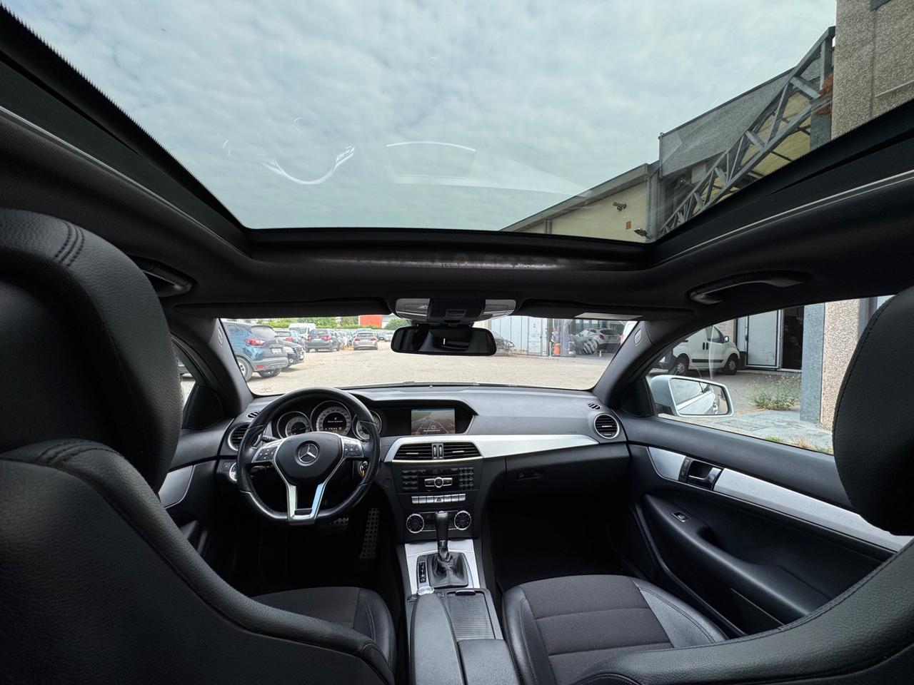 Mercedes-benz C 250 benzina 2012 AMG