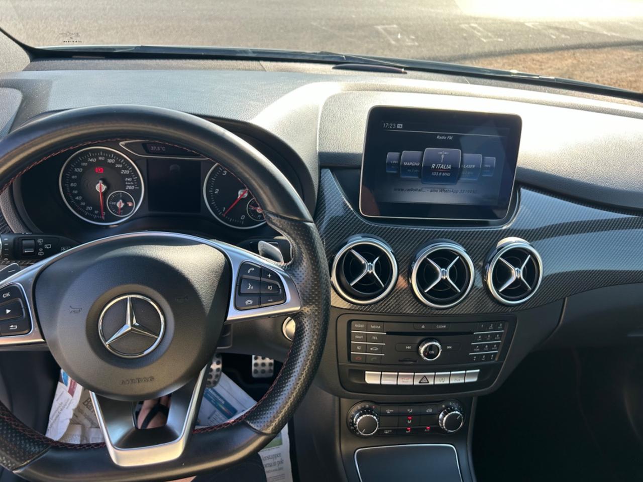 Mercedes-benz B 180 B 180 d Automatic Premium