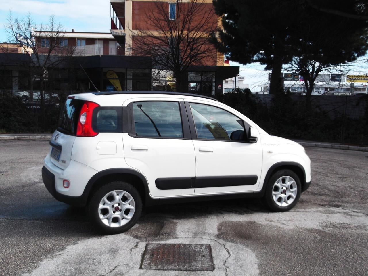 Fiat Panda Trekking4x2 Turbo Metano 2013