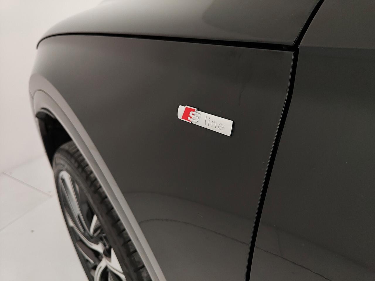 Audi Q5 40 TDI 204 CV quattro S tronic line