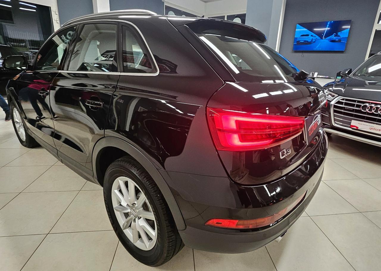 Audi Q3 2.0 TDI 150 CV Business CAMBIO MANUALE