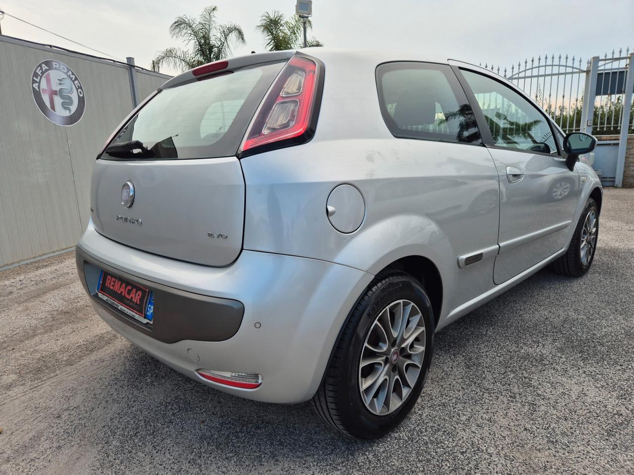 Fiat PUNTO EVO 1.3 Mjt 75 CV 3 porte Dynamic NUOVA