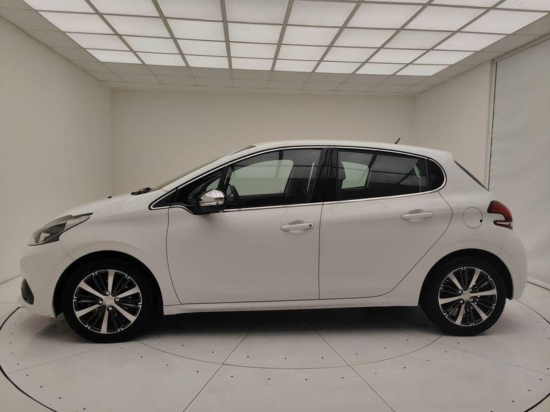 Peugeot 208 I 2015 1.2 puretech Allure 82cv 5p
