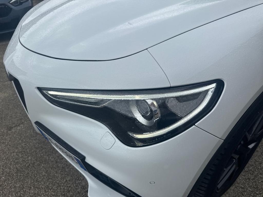 Alfa Romeo Stelvio 2.2 Turbo B-Tech Q4 Auto