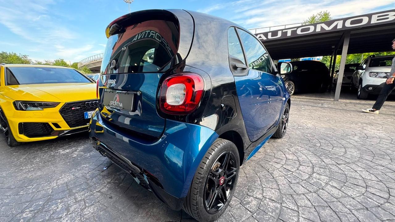 Smart fortwo coupe PREZZO REALE BRABUS STYLE Fortwo 1.0 Passion 71cv