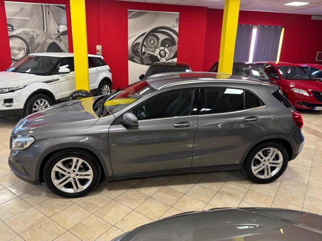 MERCEDES-BENZ GLA 180 d Automatic Sport ** KM CERTIF. MERCEDES **