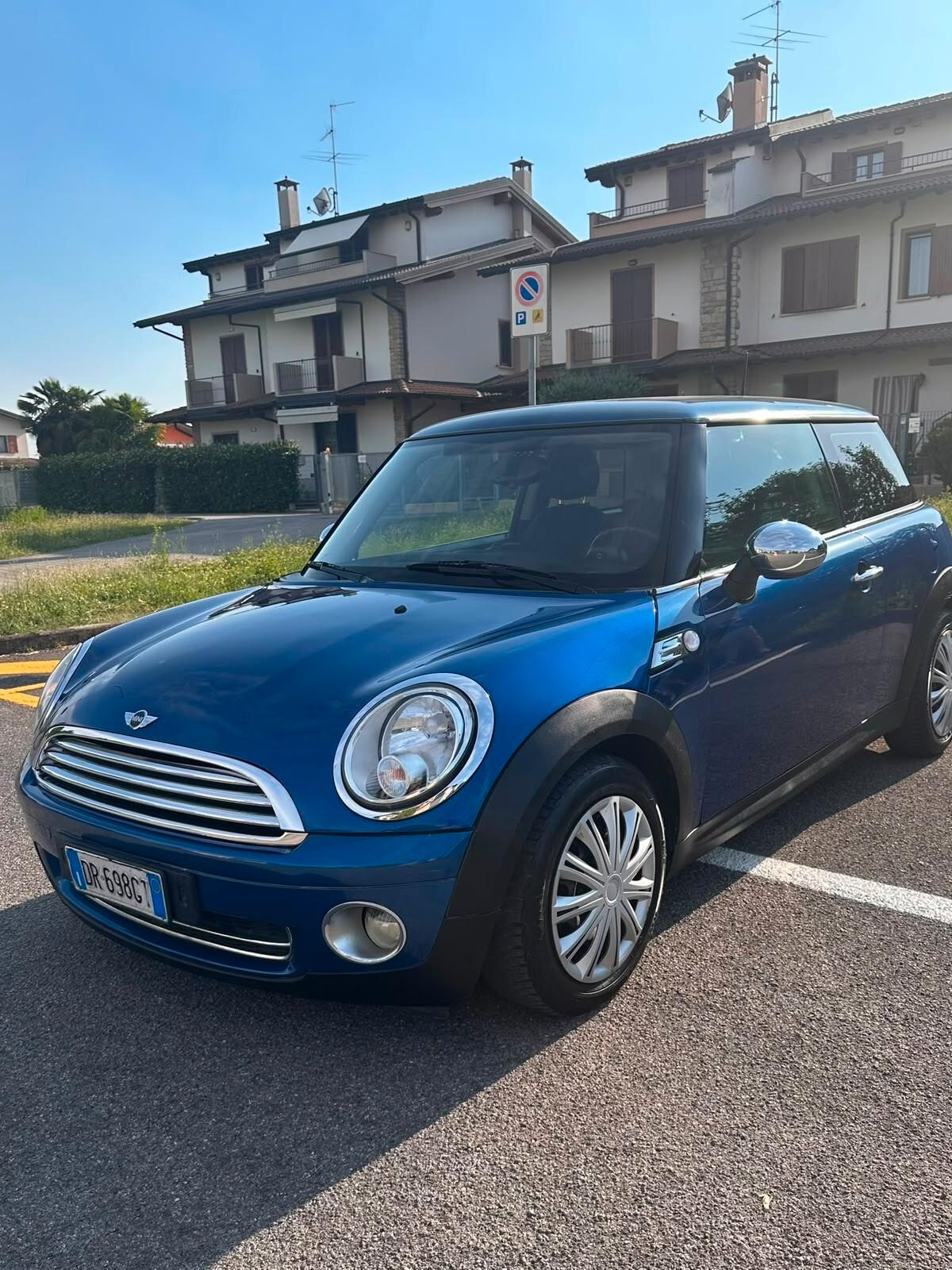 Mini 1.4 16V One Chili