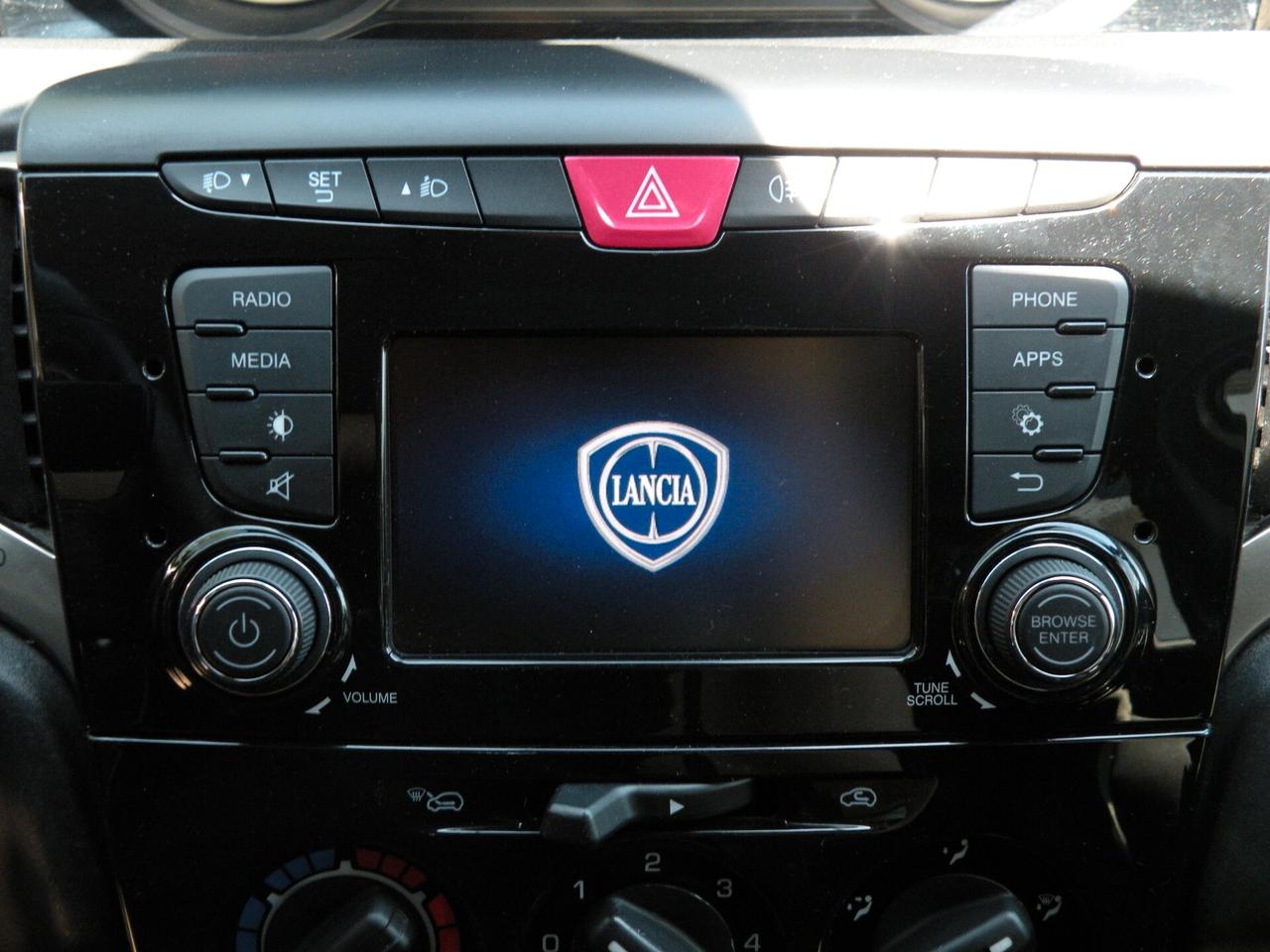LANCIA YPSILON 1.2 69CV 2016