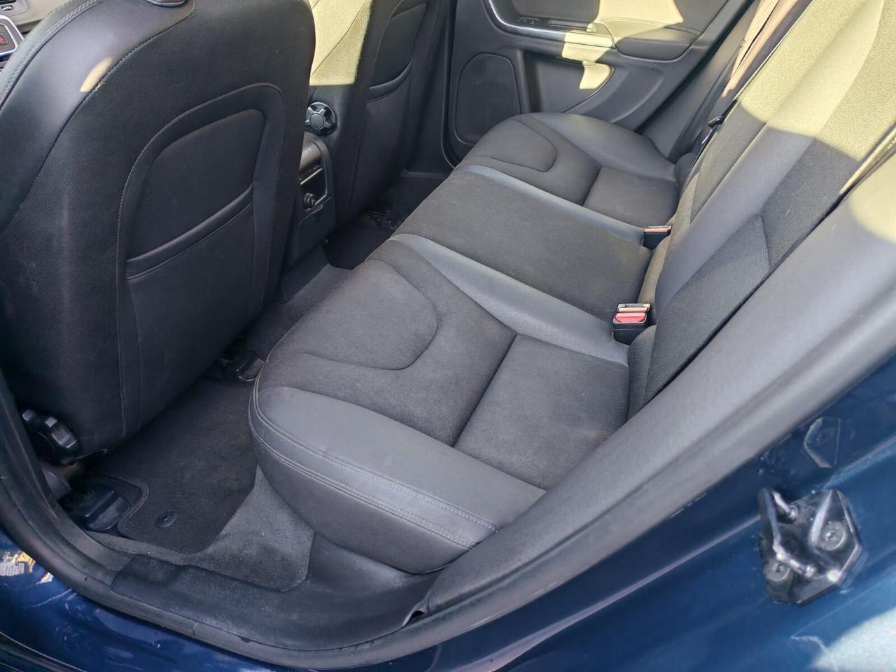 Volvo V60 D3 Geartronic Summum