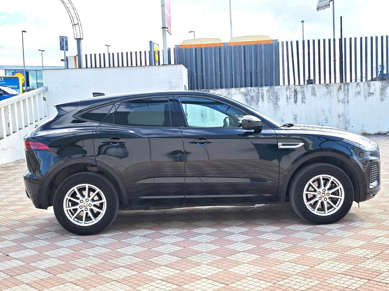 Jaguar E-Pace 2.0D 150 CV R-Dynamic