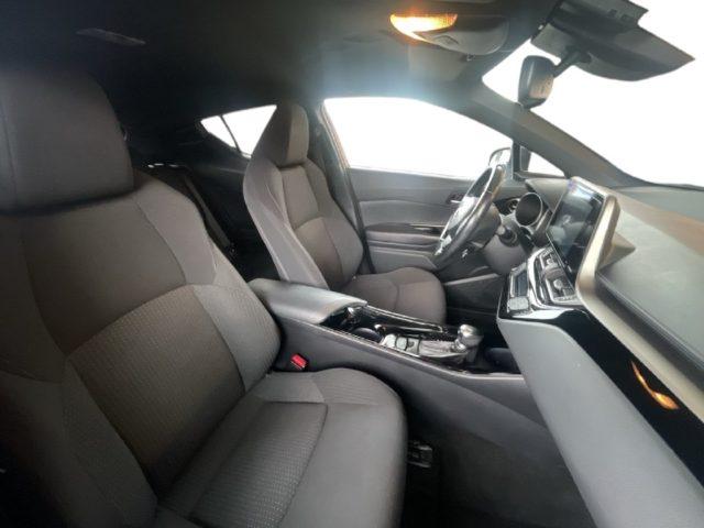 TOYOTA C-HR 1.8 Hybrid E-CVT Trend