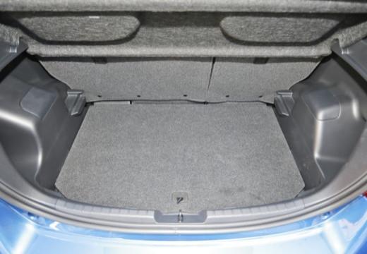 TOYOTA Yaris III 2015 - Yaris 5p 1.5h Active my16