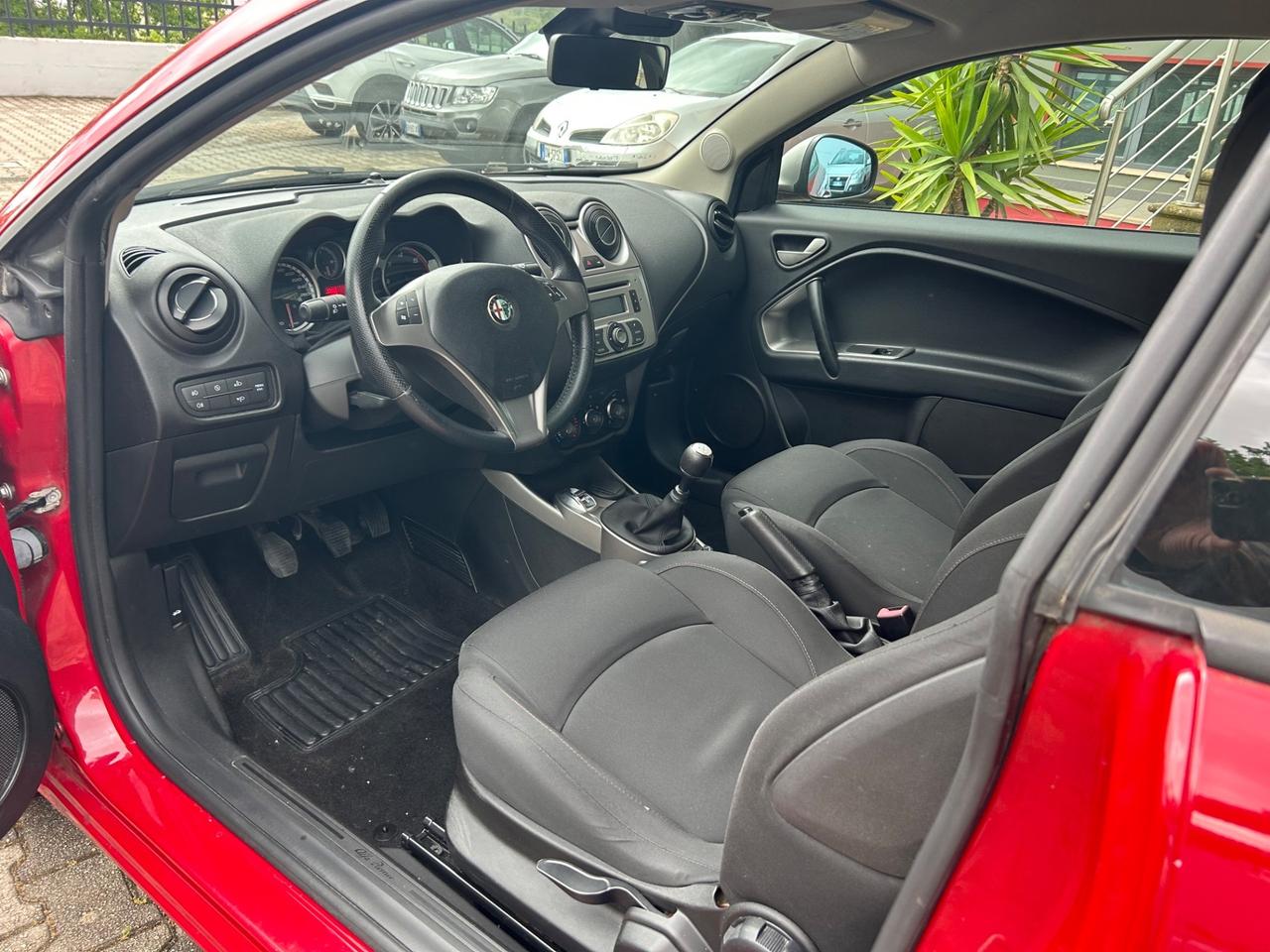 Alfa Romeo MiTo 1.3 JTDm-2 95 CV S&S Distinctive Sport Pack