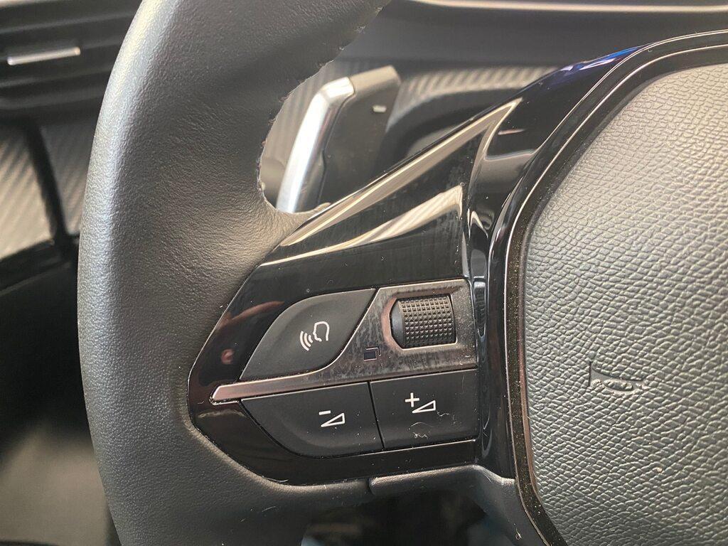 Peugeot 2008 1.5 BlueHDi Allure Pack EAT - PROMO