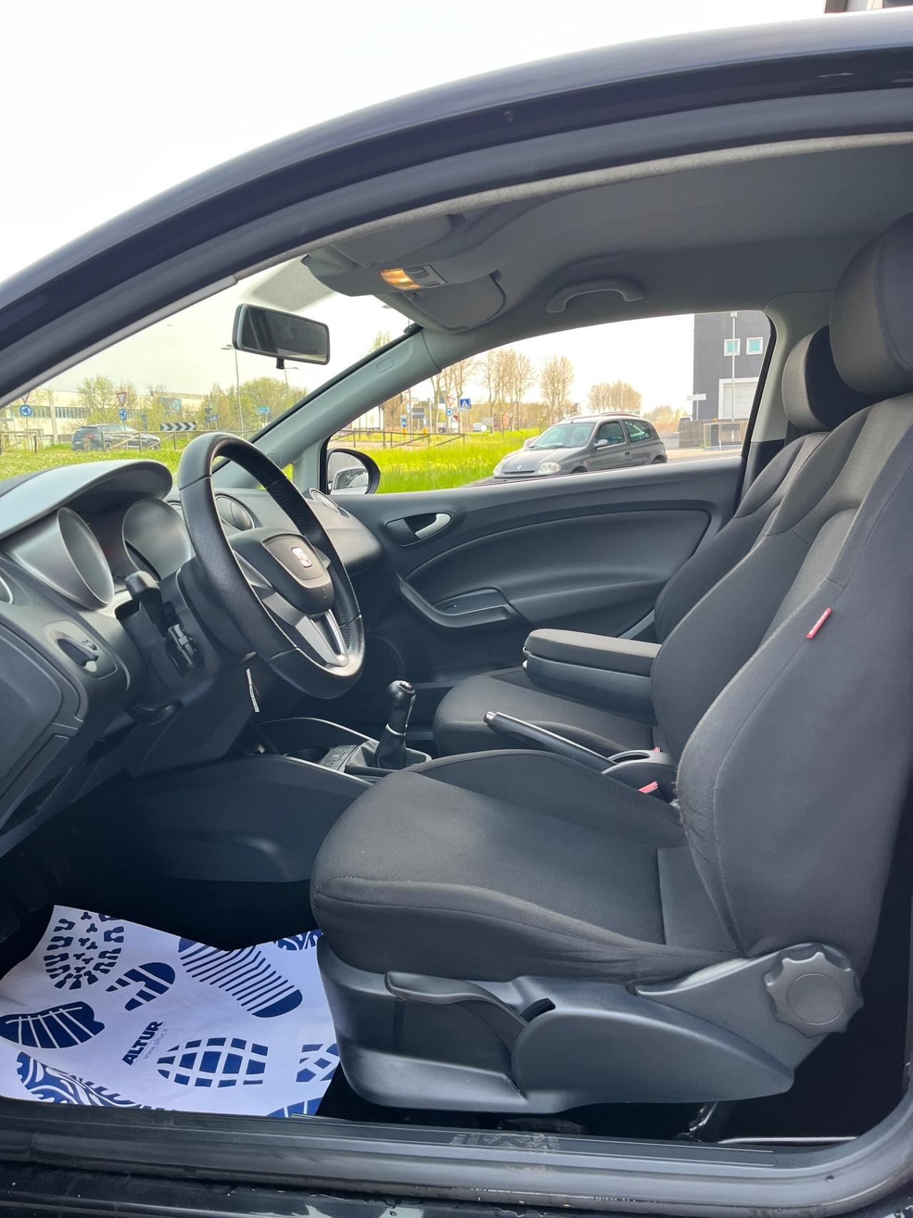 Seat Ibiza 1.4 3p. Sport Neopatentati