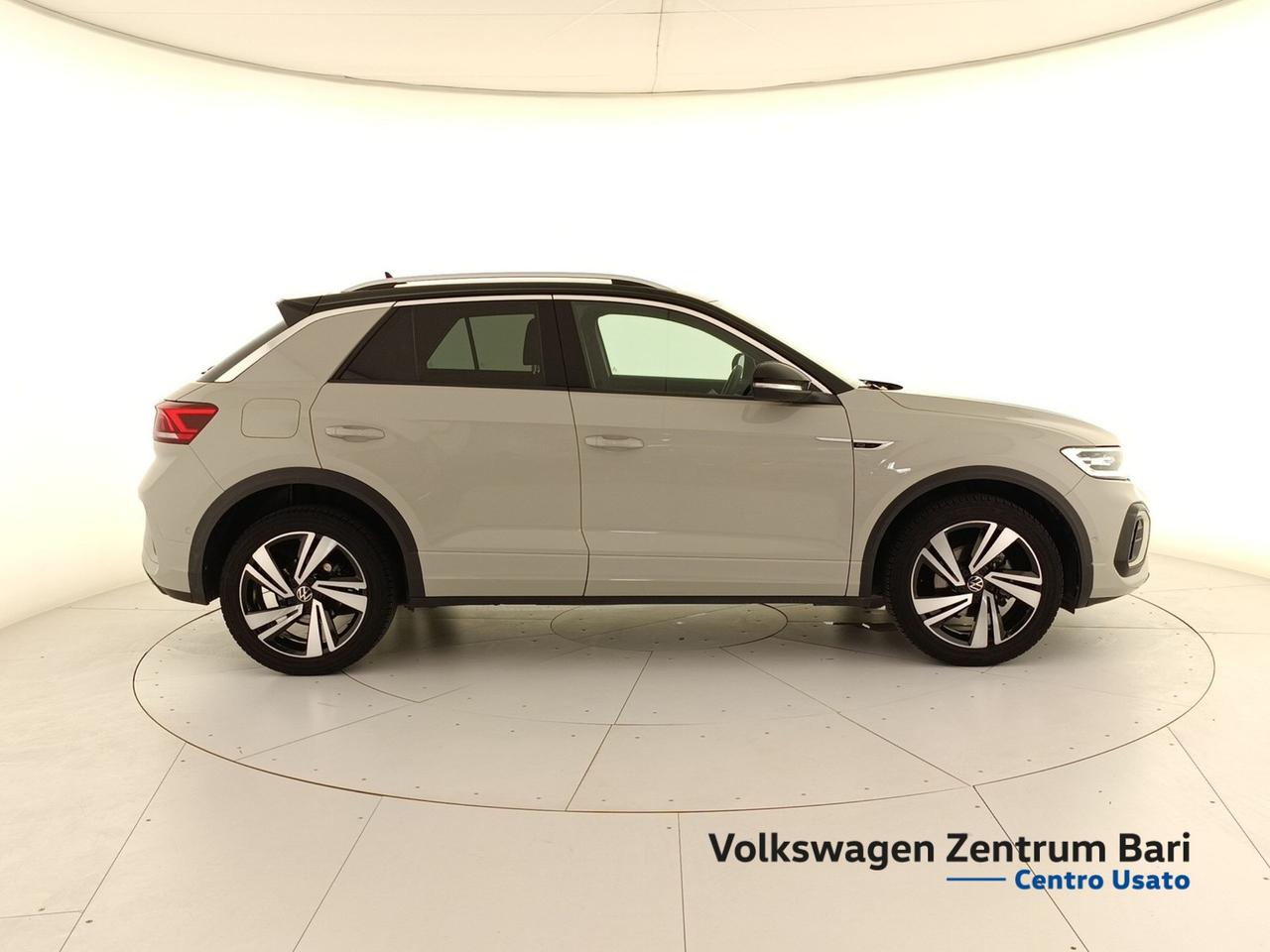 Volkswagen T-Roc 1.0 tsi r-line 110cv