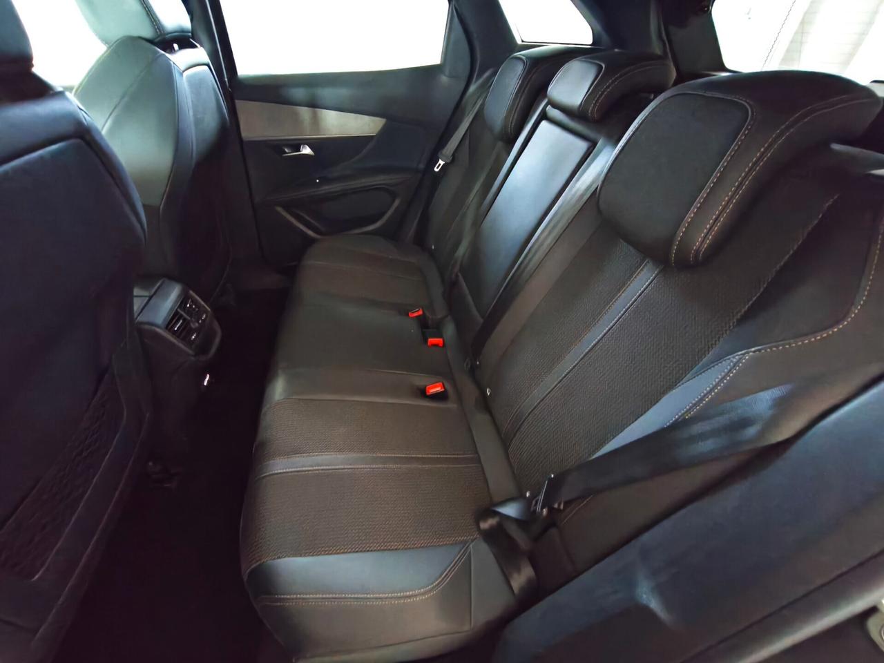 Peugeot 3008 PureTech Turbo 130 S&S EAT8 GT