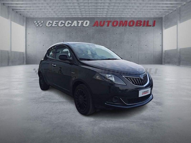 Lancia Ypsilon Ypsilon 1.0 firefly hybrid Silver s&s 70cv 5p.ti