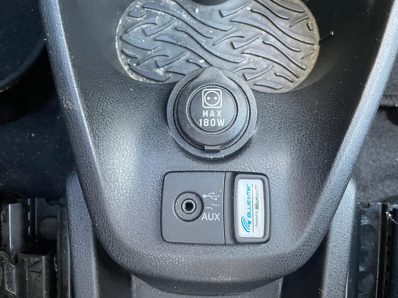 Lancia Ypsilon 1.3 MJT 16V 95 CV 5 porte Gold-TETTO