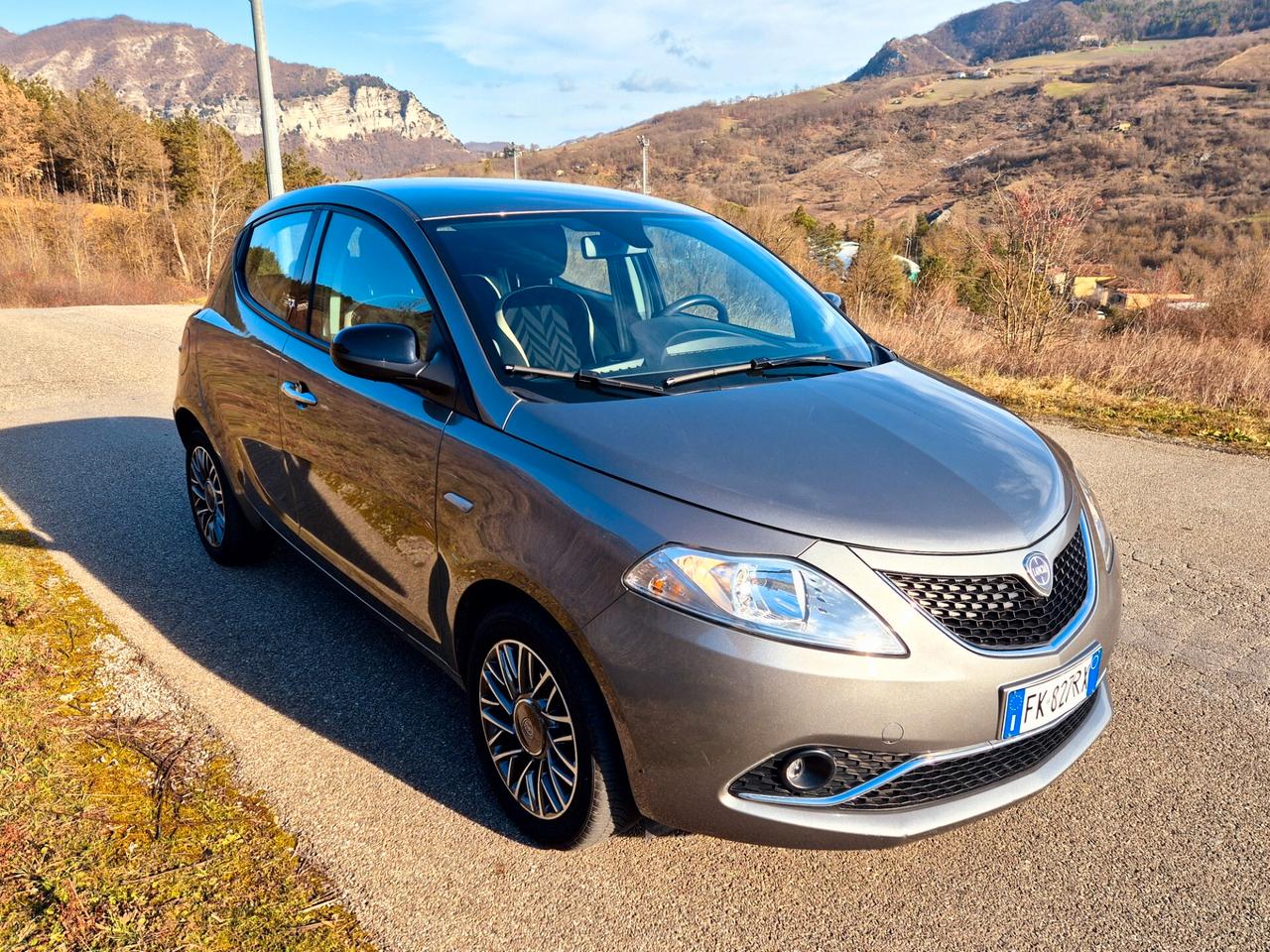 Lancia Ypsilon 1.3 MJT 16V 95 CV 5 porte S&S Gold