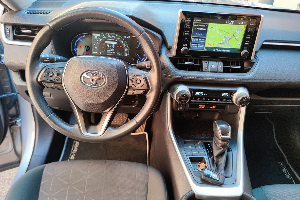 TOYOTA RAV4 2.5 HV (218CV) E-CVT 2WD Active