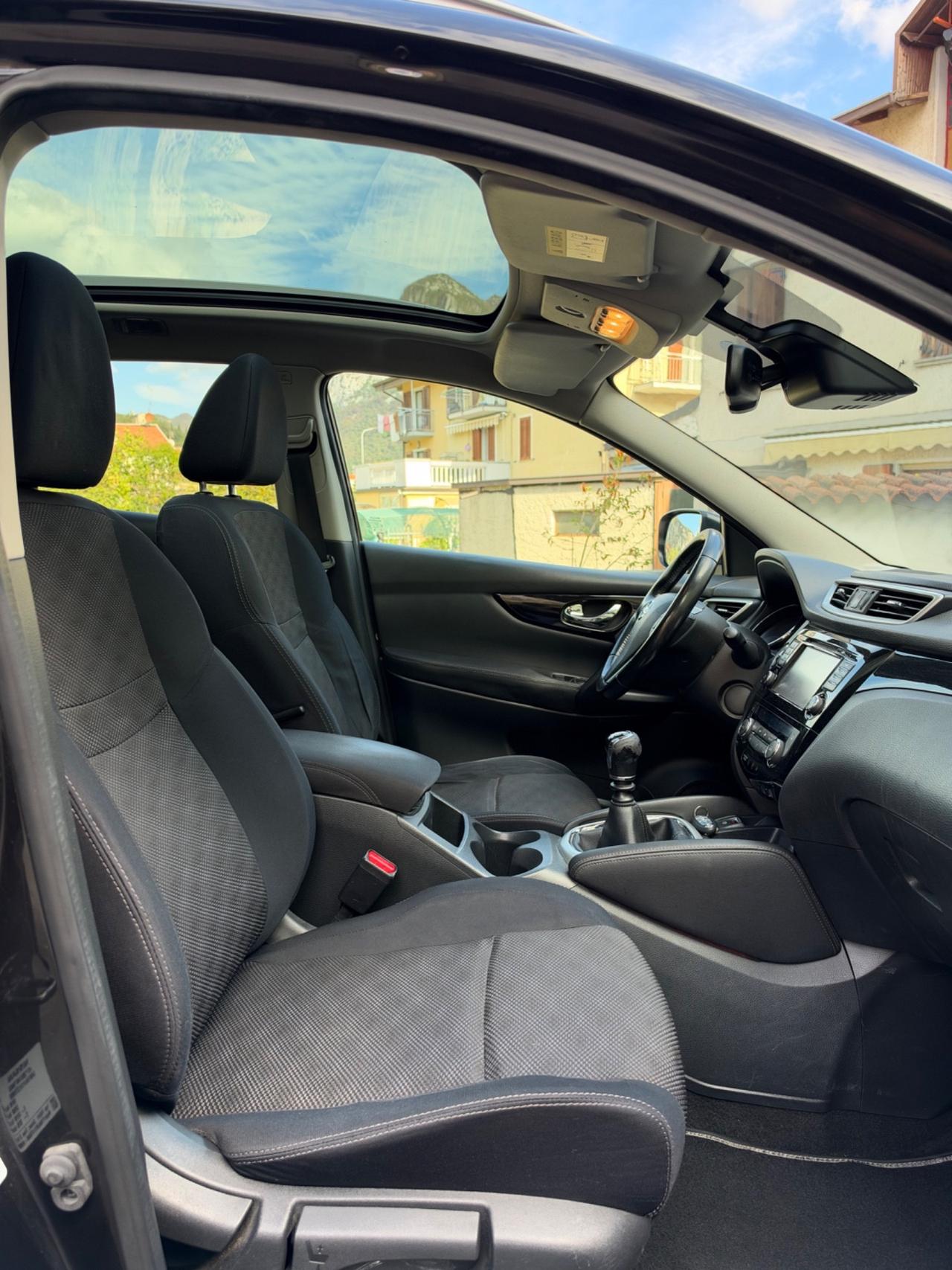 Nissan Qashqai 1.5 dCi Tekna