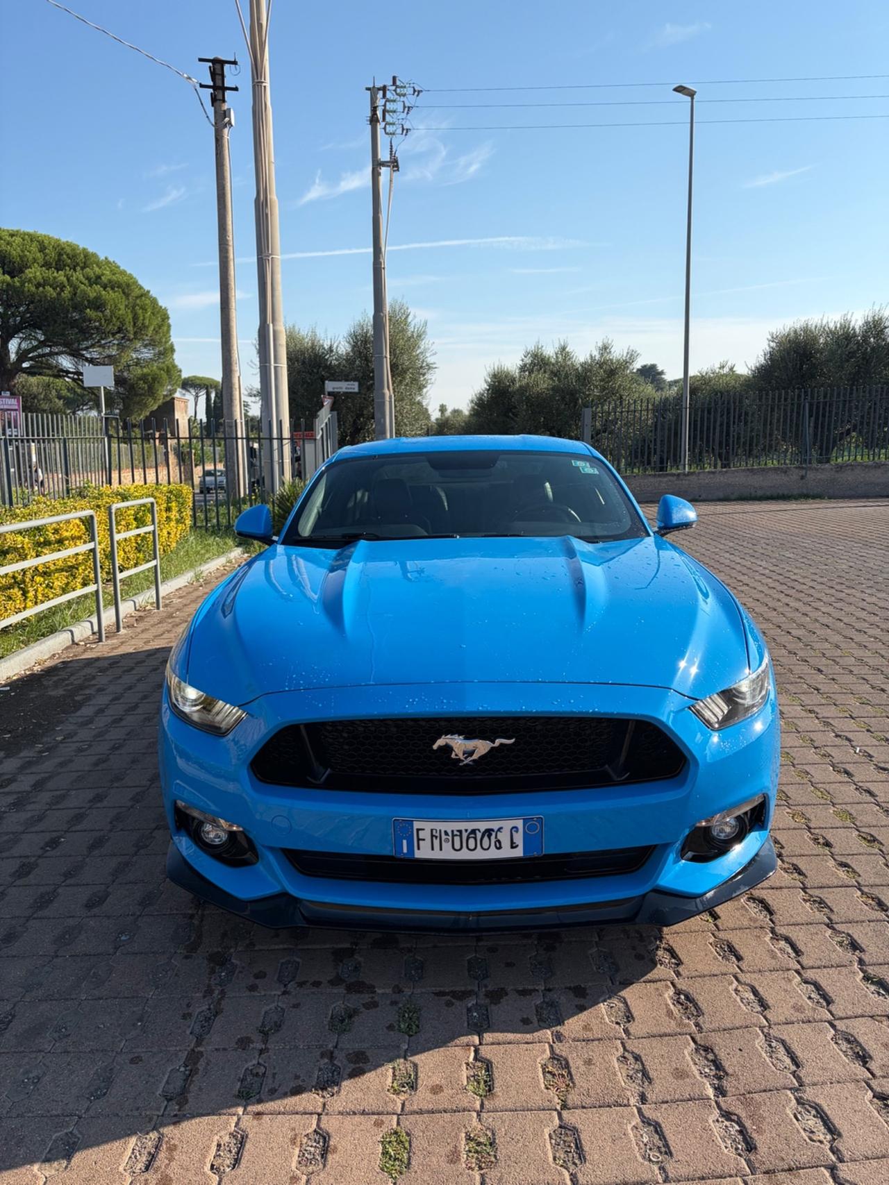 Ford Mustang Fastback 5.0 V8 TiVCT aut. GT