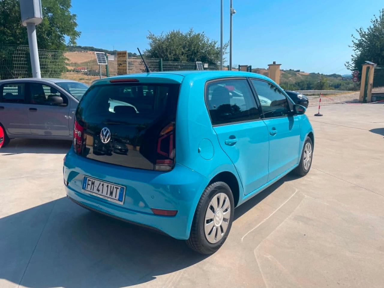 Volkswagen up! 1.0 5p. move