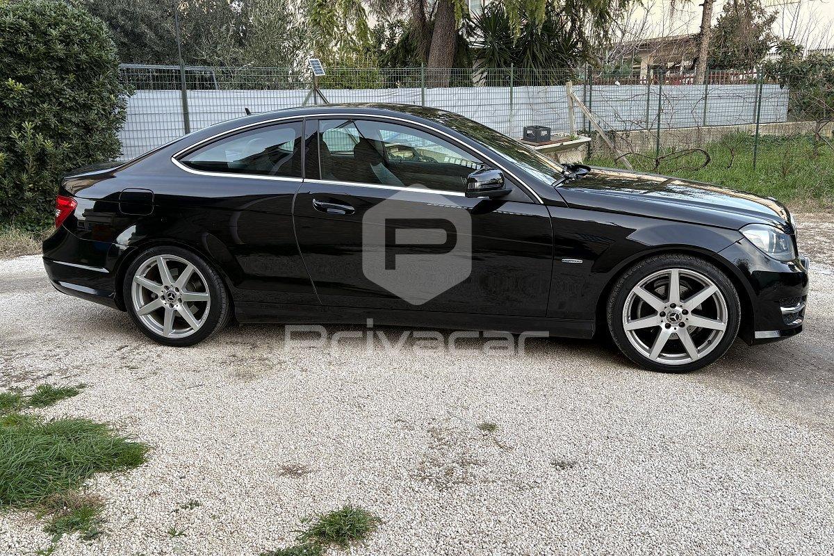 MERCEDES C 220 CDI BlueEFFICIENCY Coupé Avantgarde