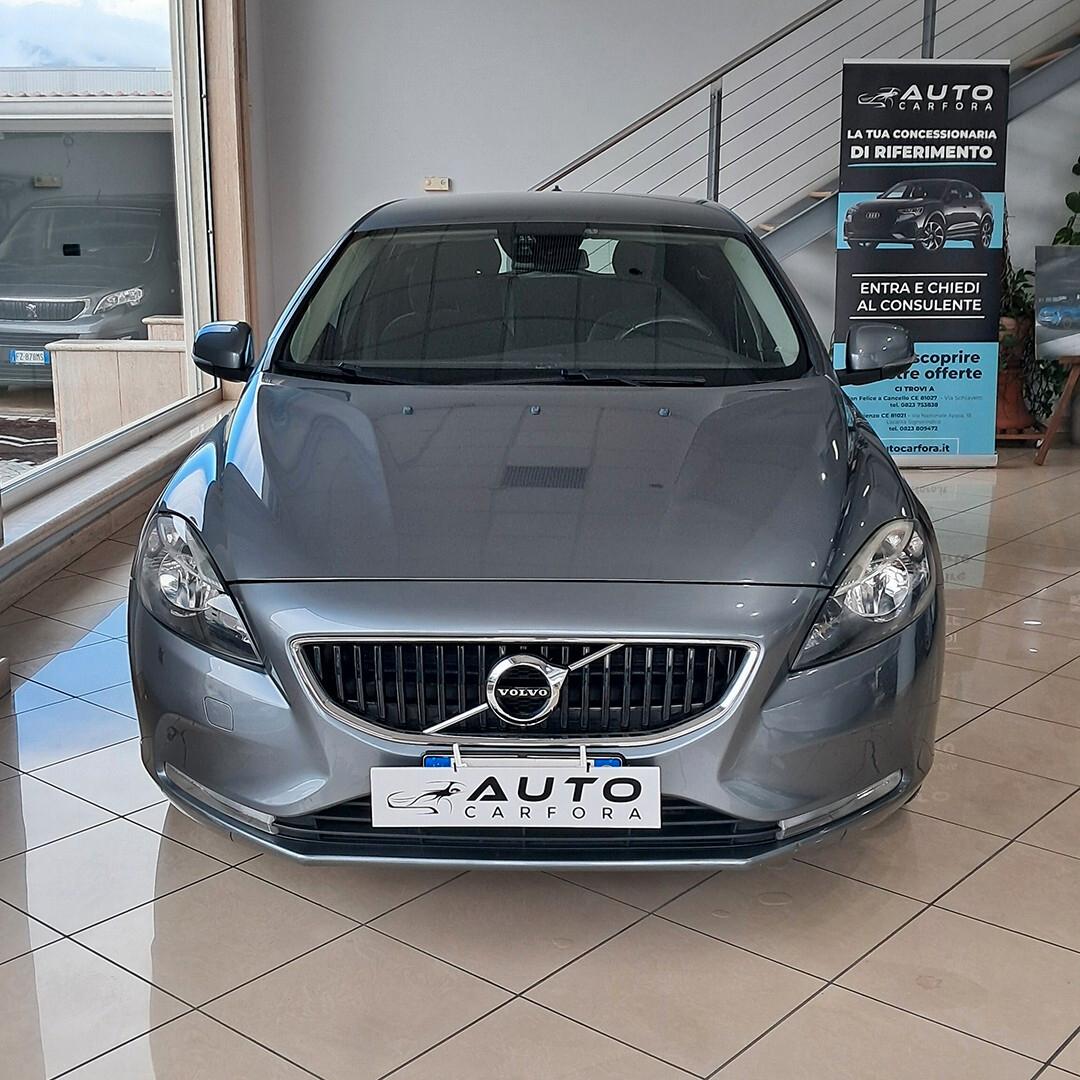 Volvo V40 T2 Business
