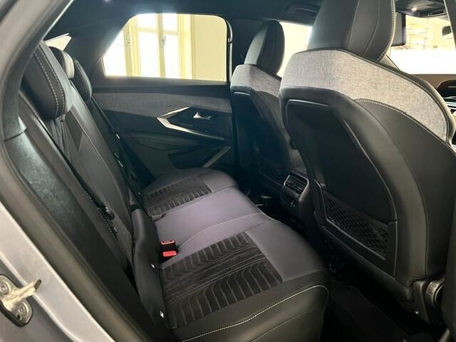 Peugeot 3008 Hybrid 136 e-DCS6 GT