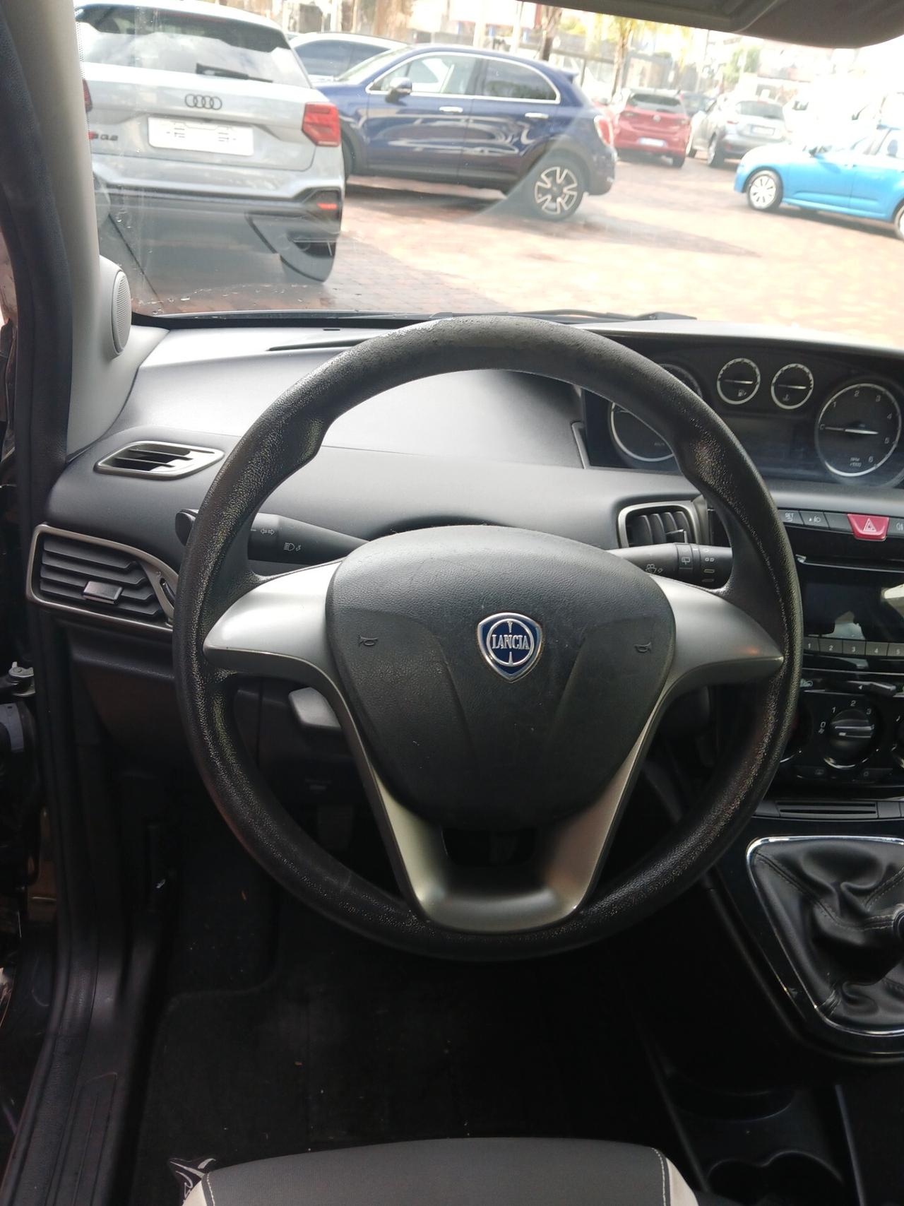 Lancia Ypsilon 1.3 MJT 16V 95 CV 5 porte S&S Elefantino