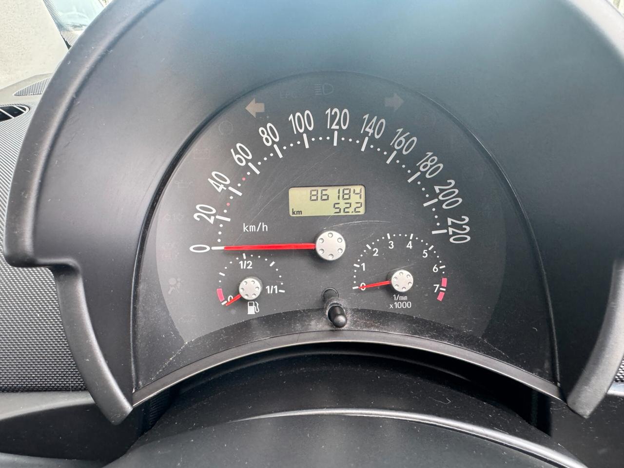 Volkswagen New Beetle 1.6 Cabrio