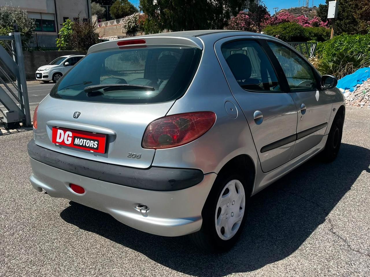 Peugeot 206 1.1 5p. XT