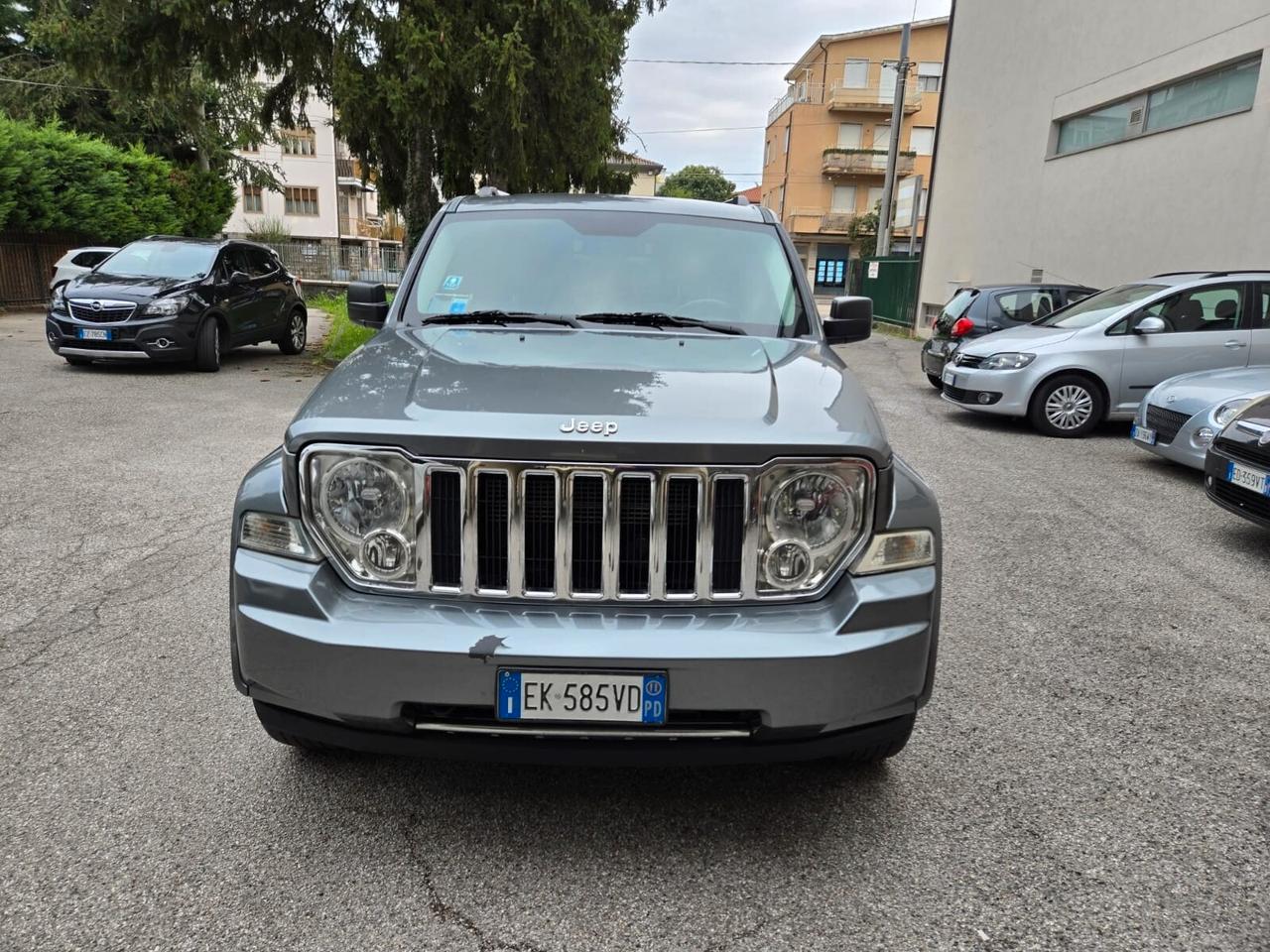 Jeep Cherokee 2.8 CRD DPF Limited Auto