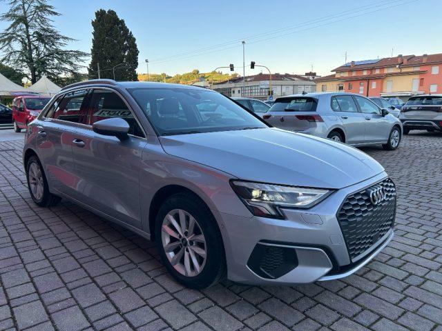 AUDI A3 SPB 30 g-tron S tronic Business Advanced