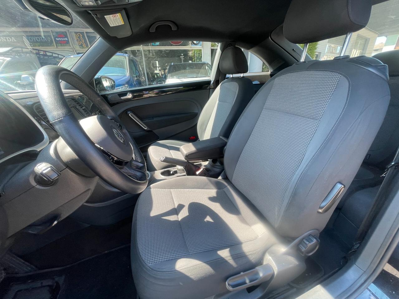 Volkswagen Maggiolino 1.6 TDI Design