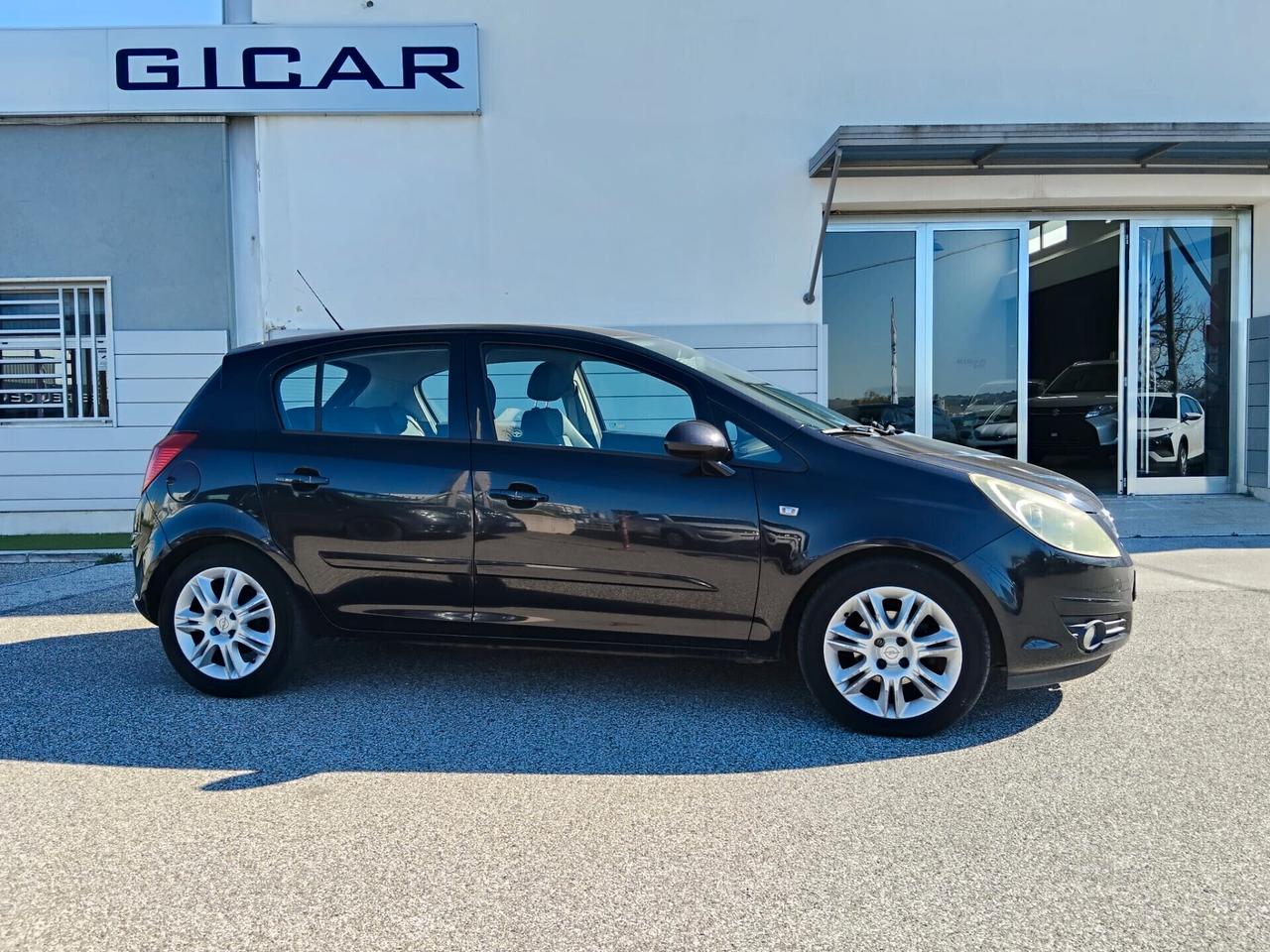 Opel Corsa 1.3 CDTI 75CV 5 porte Cosmo
