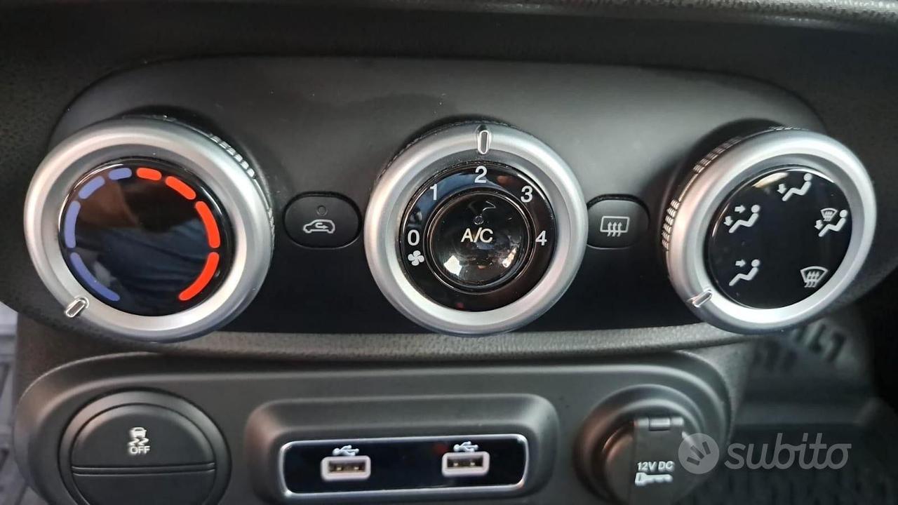 Fiat 500L 1.3 Mjet UCONNECT/CARPLAY & ANDROID AUTO