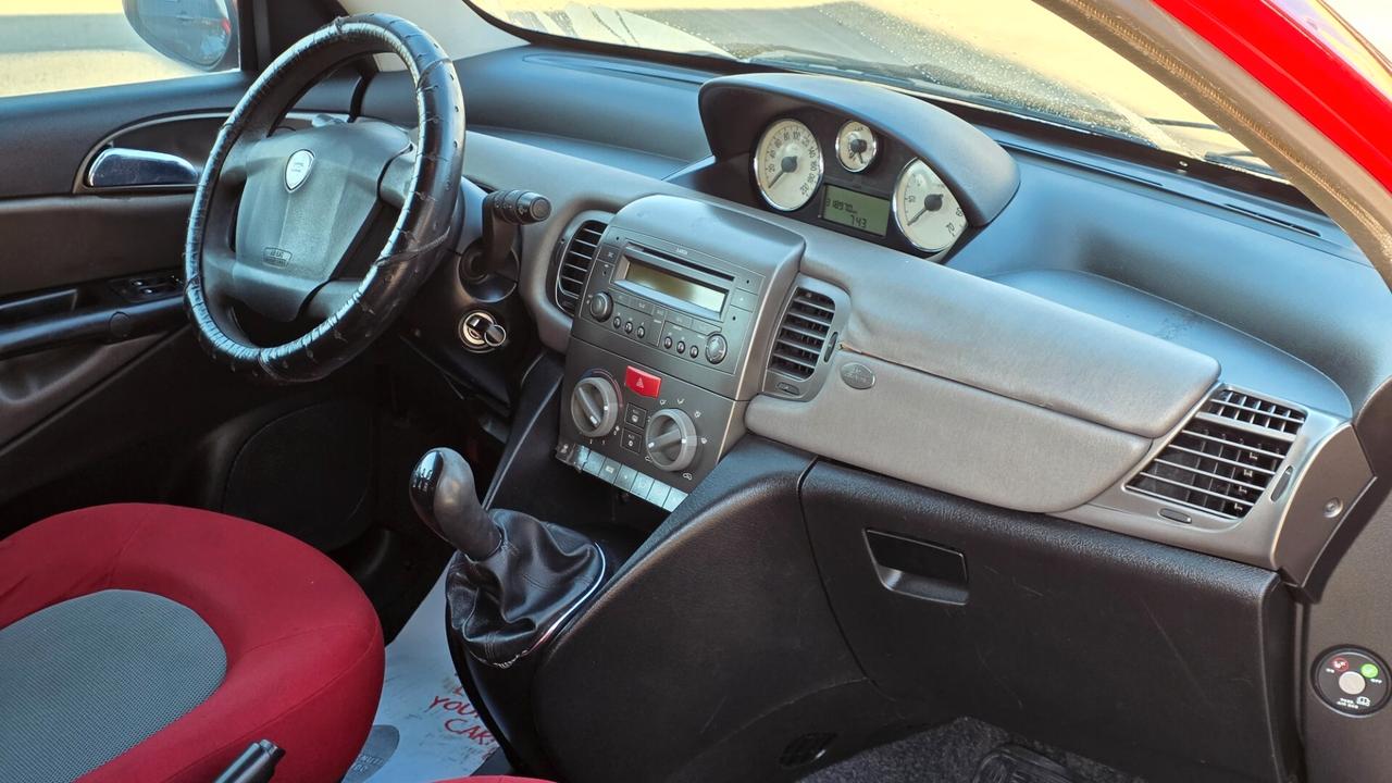 Lancia Ypsilon 1.3 Multijet 16V Platino