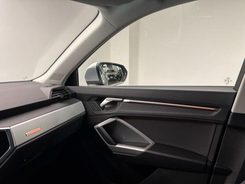 Audi Q3 Q3 35 2.0 TDI BUSINESS ADVANCED S-TRONIC 150CV