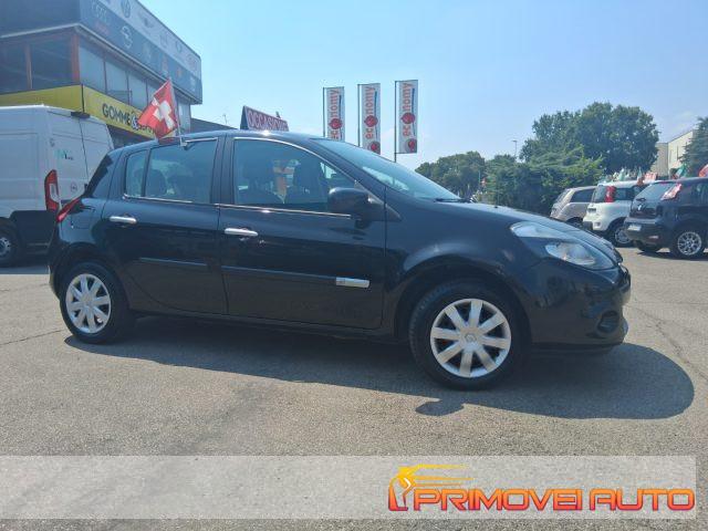 RENAULT Clio 1.2 16V 5 porte Dynamique