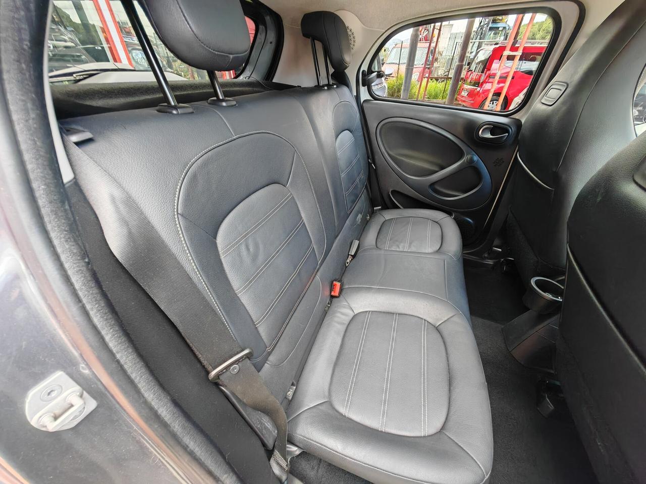 Smart Forfour 1,0 benzina 12/2016 Cv70 Prime